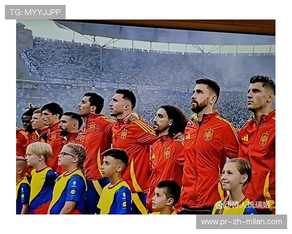 英格兰后卫速度提升，多次化解对手快速转换